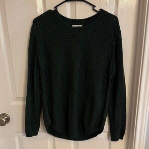 Elegant Forest Green Women's Crew Neck Sweater